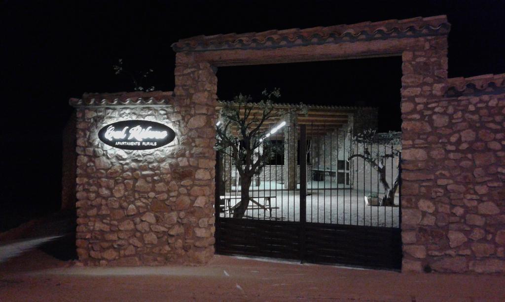 Cal Ribero Aparthotel Vilanova De La Sal Ngoại thất bức ảnh