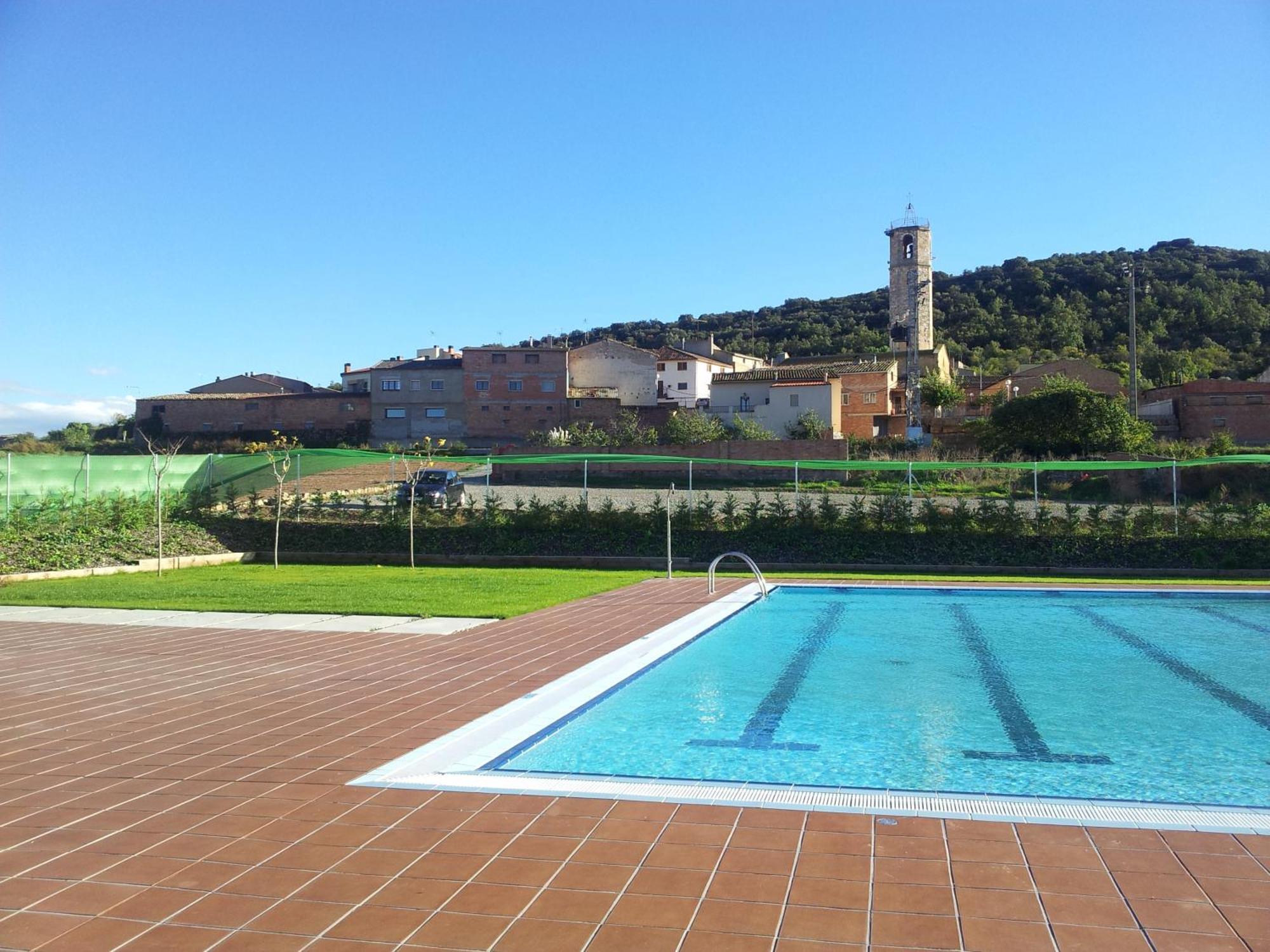 Cal Ribero Aparthotel Vilanova De La Sal Ngoại thất bức ảnh