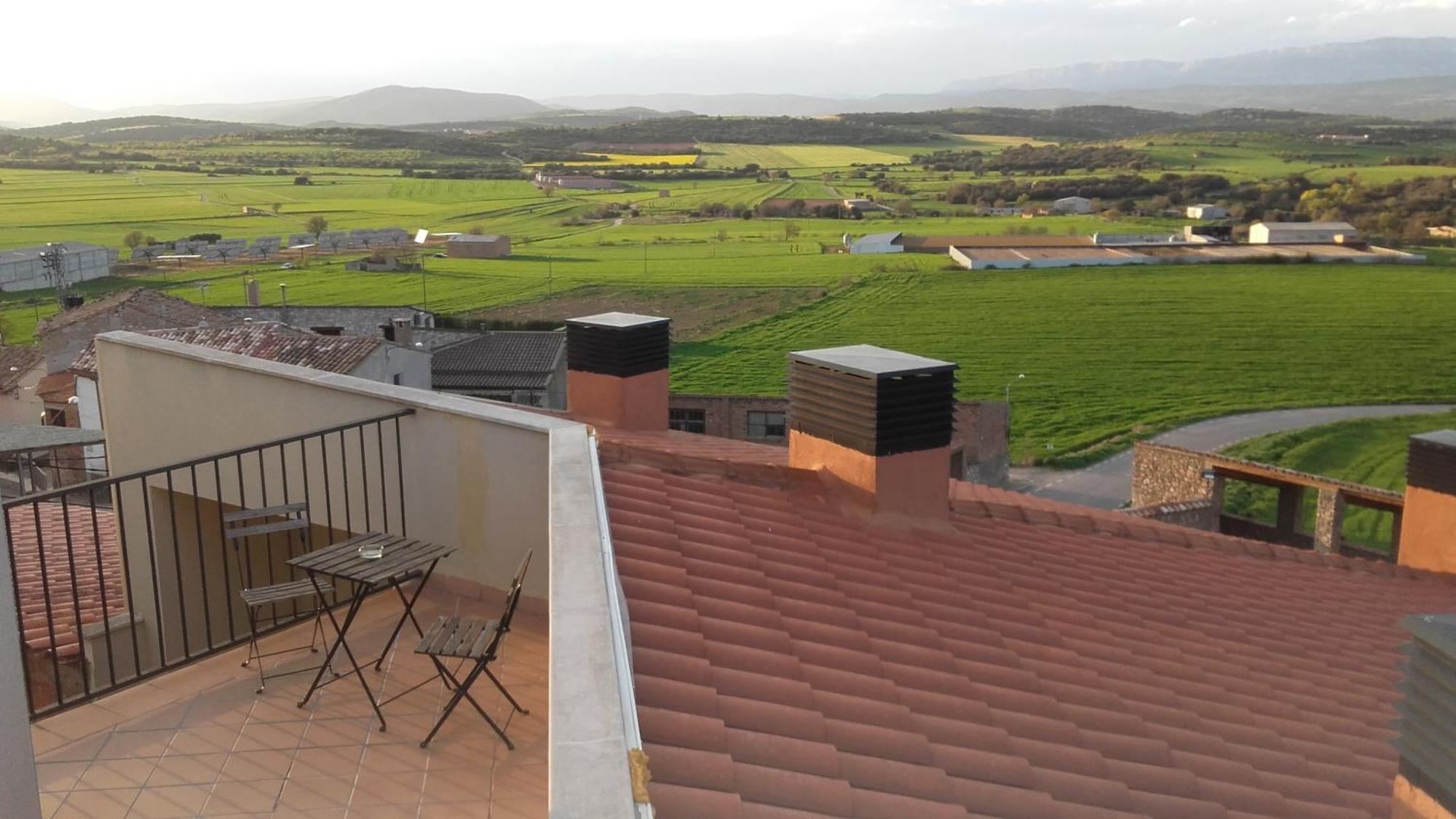 Cal Ribero Aparthotel Vilanova De La Sal Ngoại thất bức ảnh