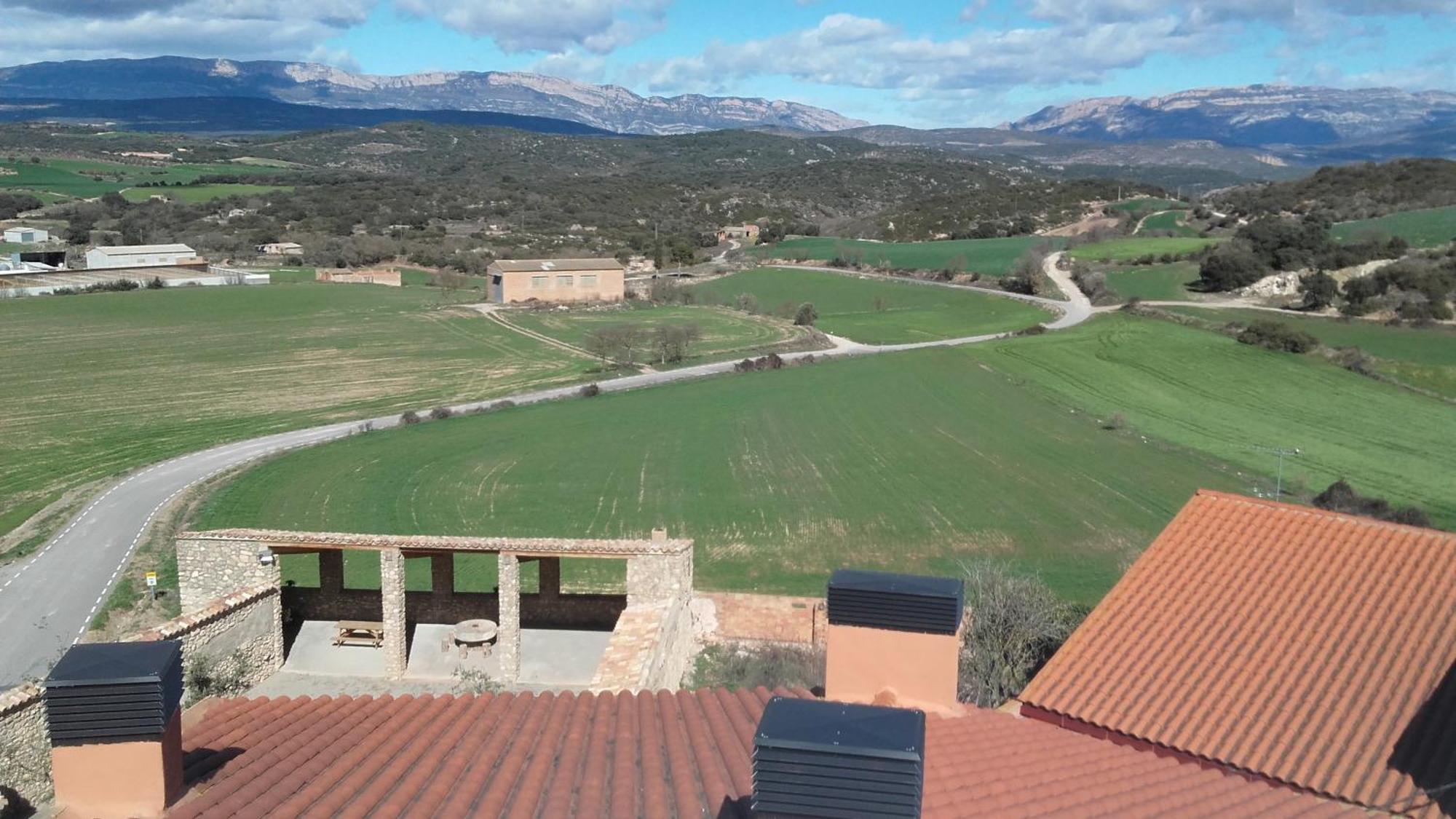 Cal Ribero Aparthotel Vilanova De La Sal Ngoại thất bức ảnh