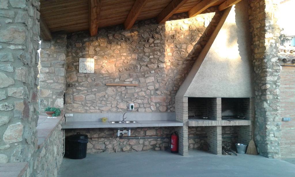 Cal Ribero Aparthotel Vilanova De La Sal Ngoại thất bức ảnh