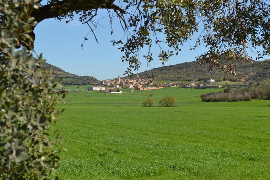 Cal Ribero Aparthotel Vilanova De La Sal Ngoại thất bức ảnh
