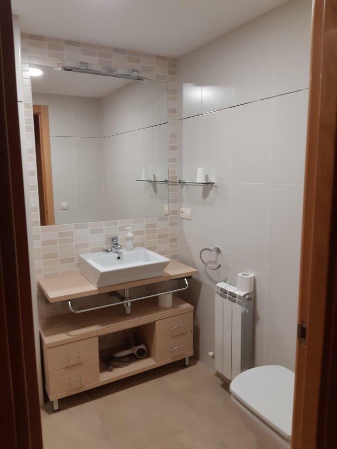 Cal Ribero Aparthotel Vilanova De La Sal Ngoại thất bức ảnh