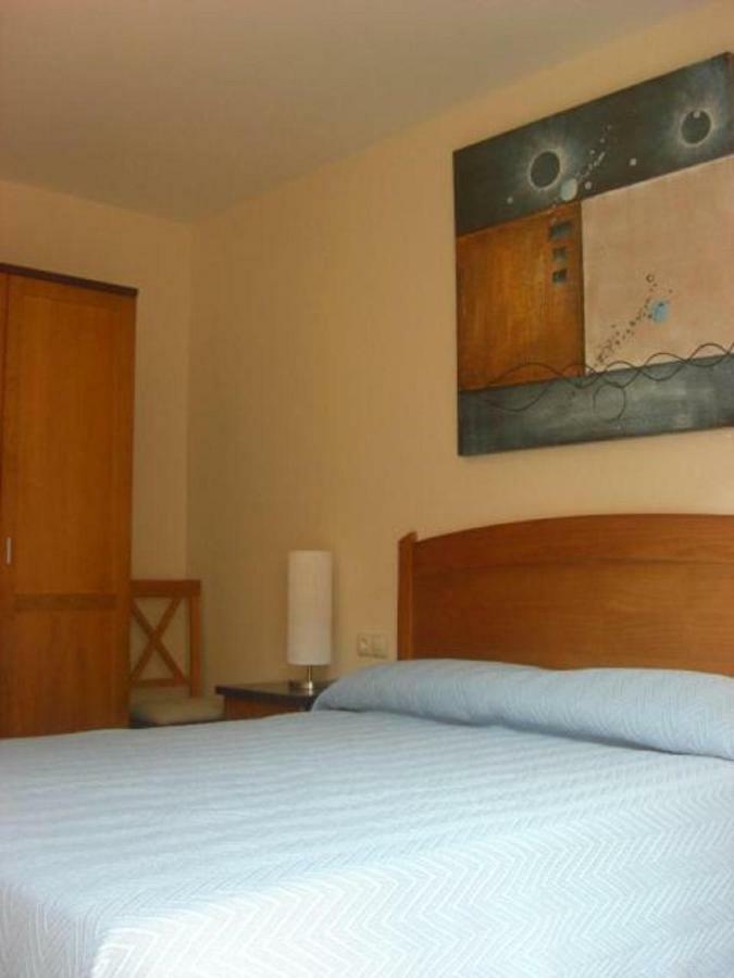Cal Ribero Aparthotel Vilanova De La Sal Ngoại thất bức ảnh