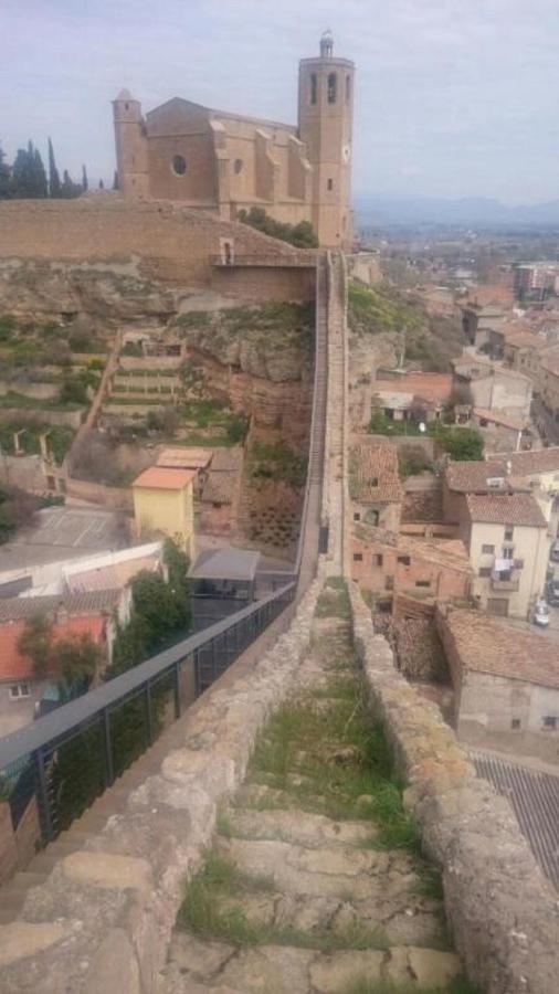 Cal Ribero Aparthotel Vilanova De La Sal Ngoại thất bức ảnh